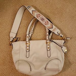 White handbag by Jessica Simpson